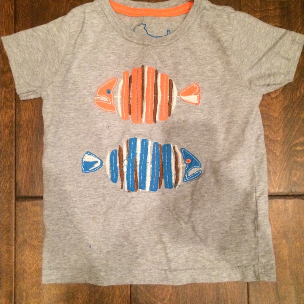 2 Mini Boden t-shirts